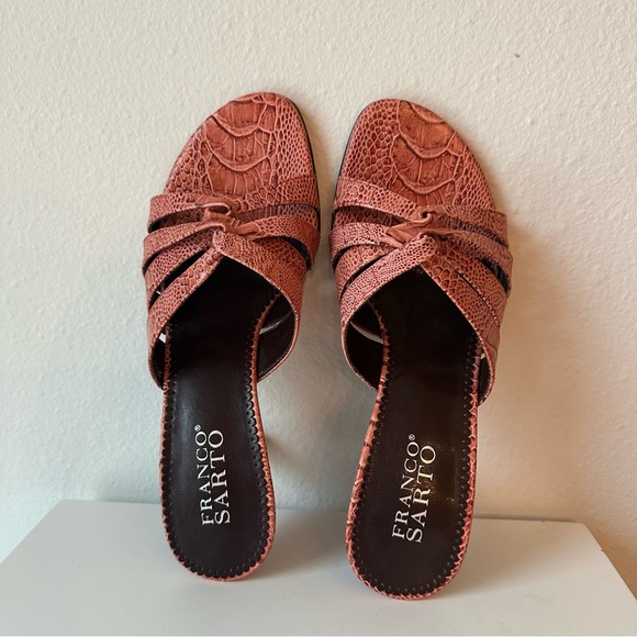 Franco Sarto // Snakeskin Pattern Salmon Crisscross Slide Heels Size 7 - Picture 2 of 6